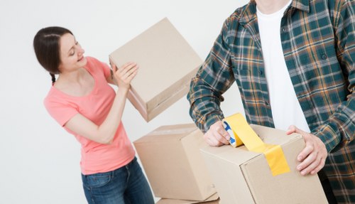 Removal truck loading space suitable for furniture and boxes