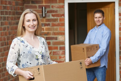 Removal van service moving home in Stratford with local access planning